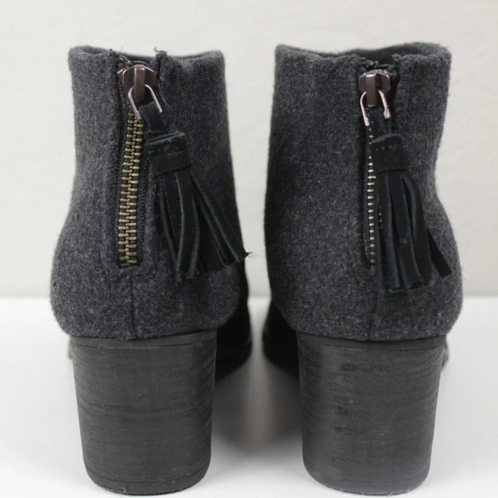 TOMS Leila Ankle Boots Womens 9.5 Black Suede Gray Wool Block Heel Zip